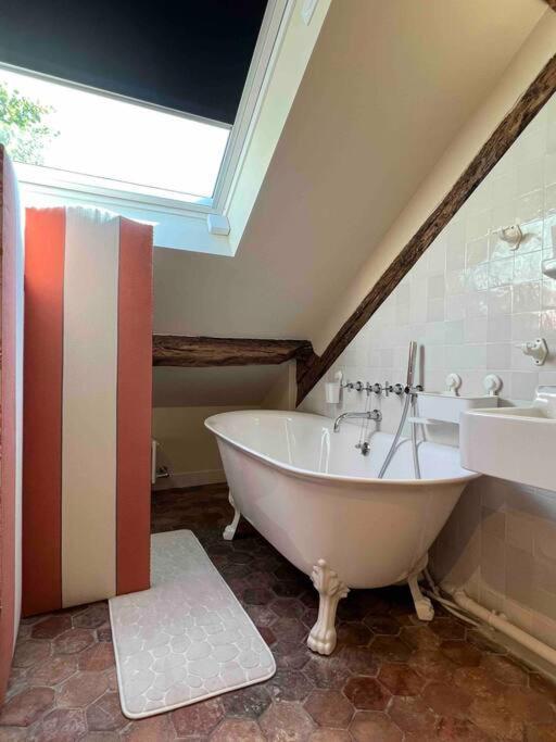 Suite Versailles Quartier Saint-Louis 6 Personnes ภายนอก รูปภาพ
